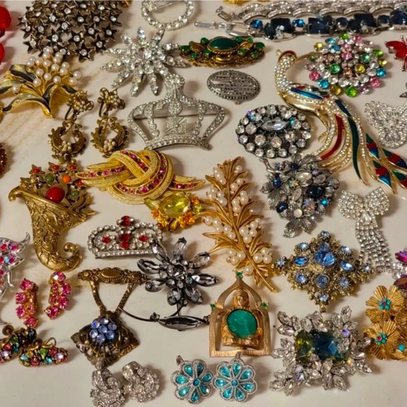 ⚜️ 2 LB Designer & High-End Jewelry Lot ~ Mixed Metals, Pearls & Sparkle ⚜️ - Picture 6 of 7